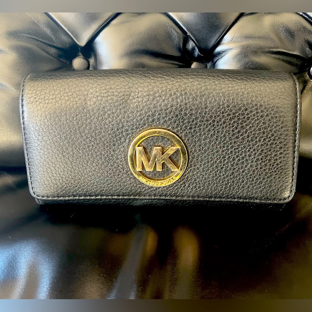 Michael‎ Kors Flureton Pebble Wallet